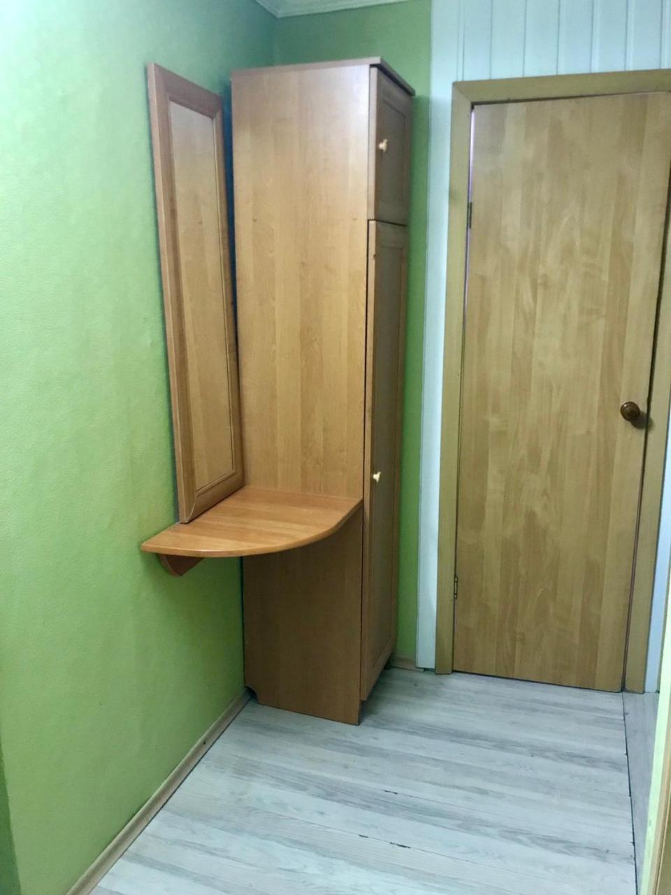 Метро Кпи, Улица Борщаговская Kyiv Exterior photo